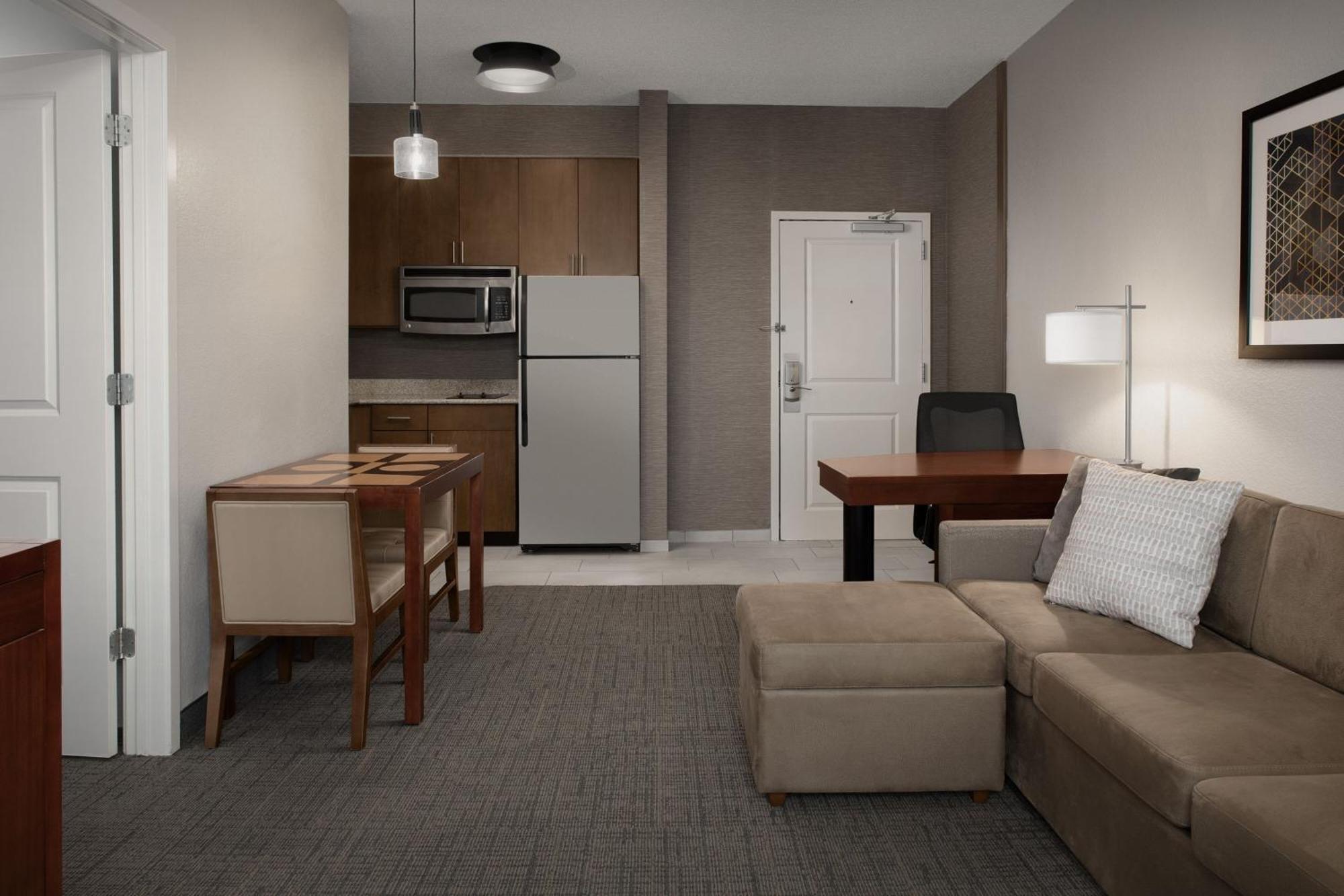 Residence Inn By Marriott Greensboro Airport Zewnętrze zdjęcie